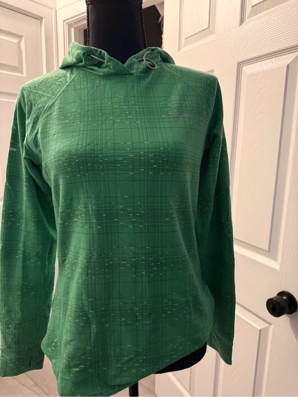 Nike Women's Green Hooded Pullover Sweater